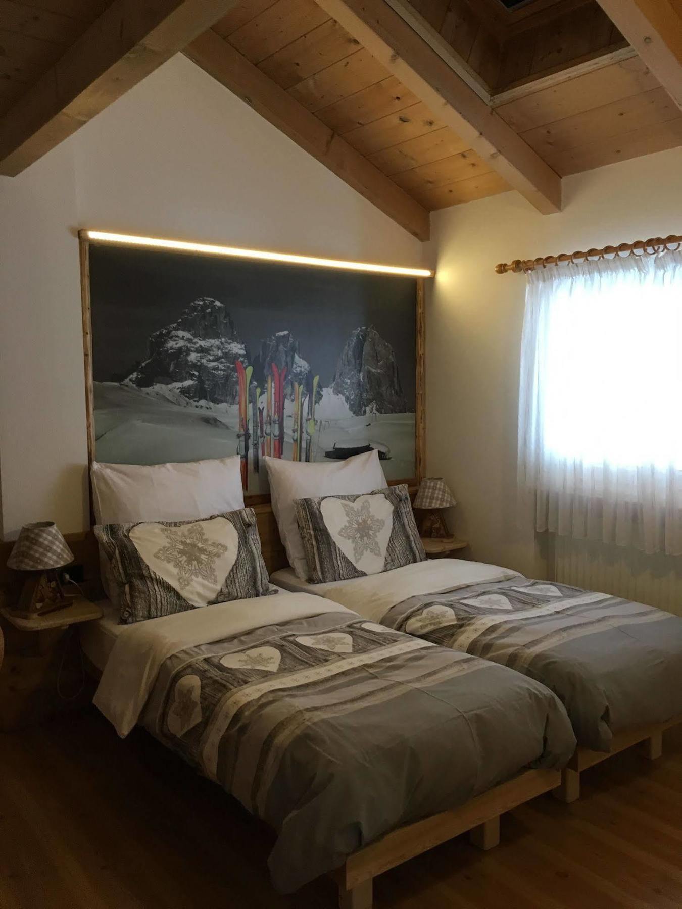 Appartamenti Chalet Orchidea Canazei Eksteriør billede